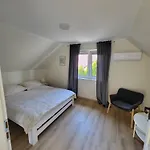 Dom Całoroczny Trzyakacje *