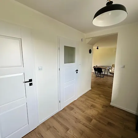 Feriehus Dom Caloroczny Trzyakacje *