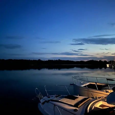 Casa vacanze Dom Caloroczny Trzyakacje *